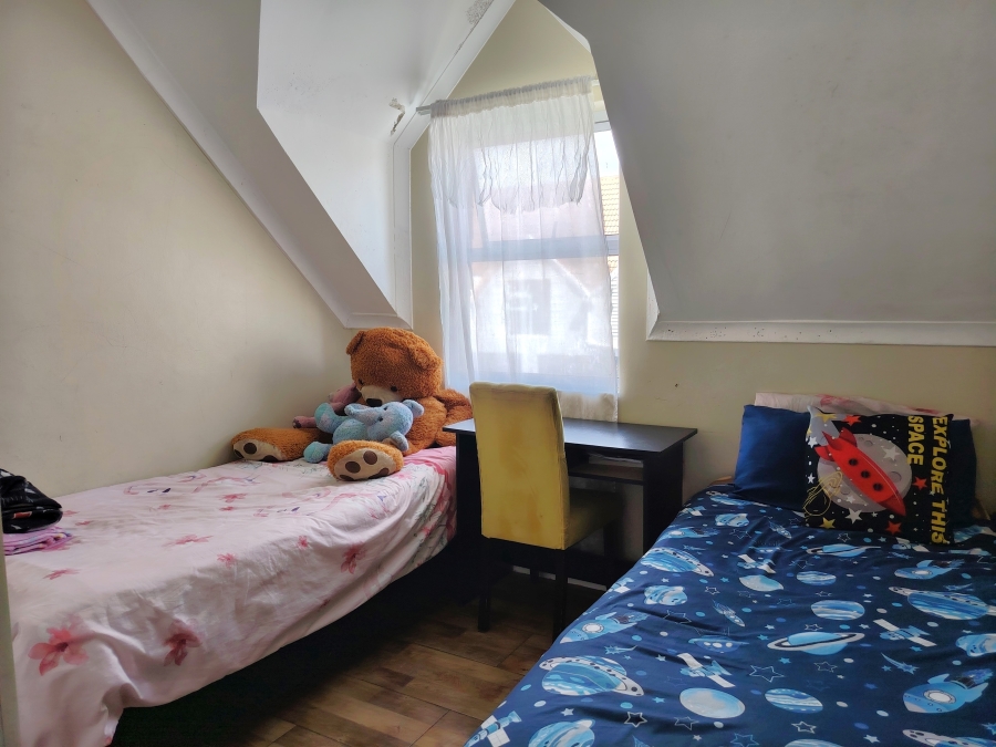 To Let 3 Bedroom Property for Rent in Whispering Pines Western Cape